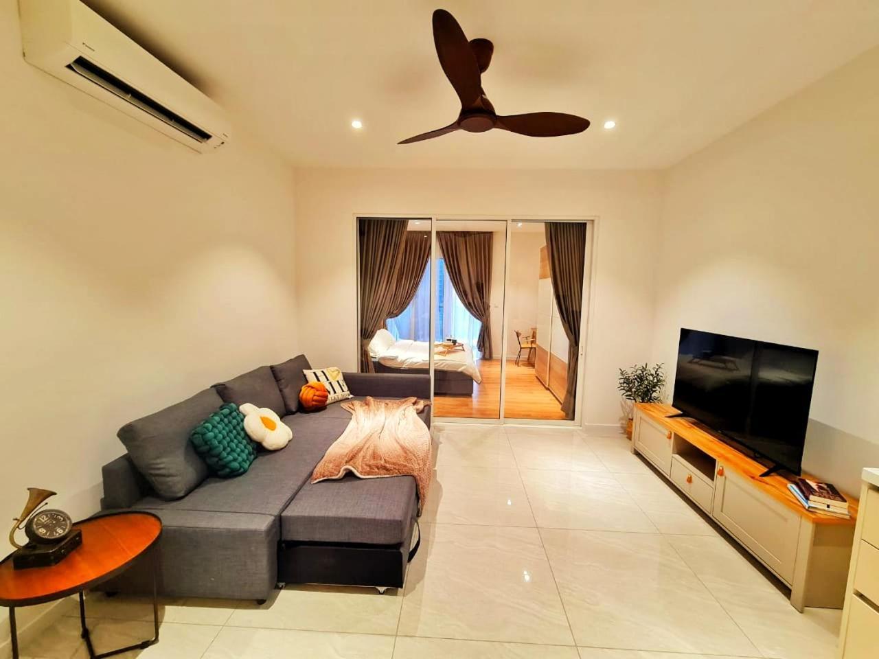 Quill Residences Klcc Ls House